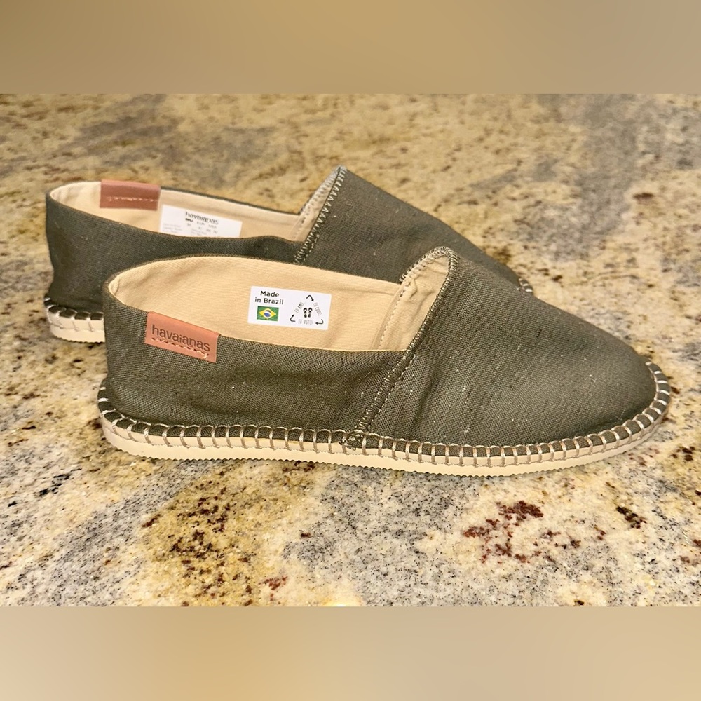 Havaianas Origine IV, Olive/Green, Unisex Shoe (US 8W / 7M) - Bought in Brazil - Picture 1 of 6